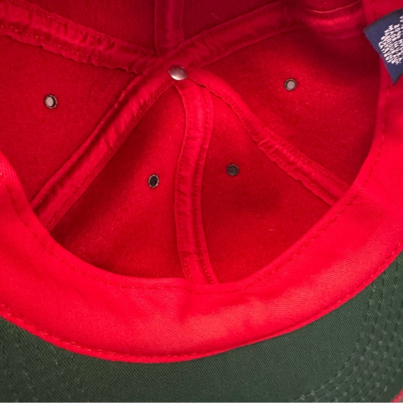 Vibrant Red Vintage GAP 80% Wool Women’s Adjustable Hat Made in USA - Picture 7 of 16